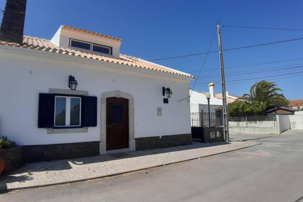 A Casa Da Foz Moradia Com Vista Mar Βίλα Σεσίμπρα Εξωτερικό φωτογραφία